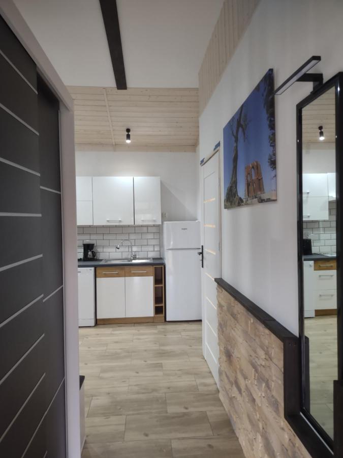 Domek Parterowy Apartamentowy Ostoja レバル エクステリア 写真